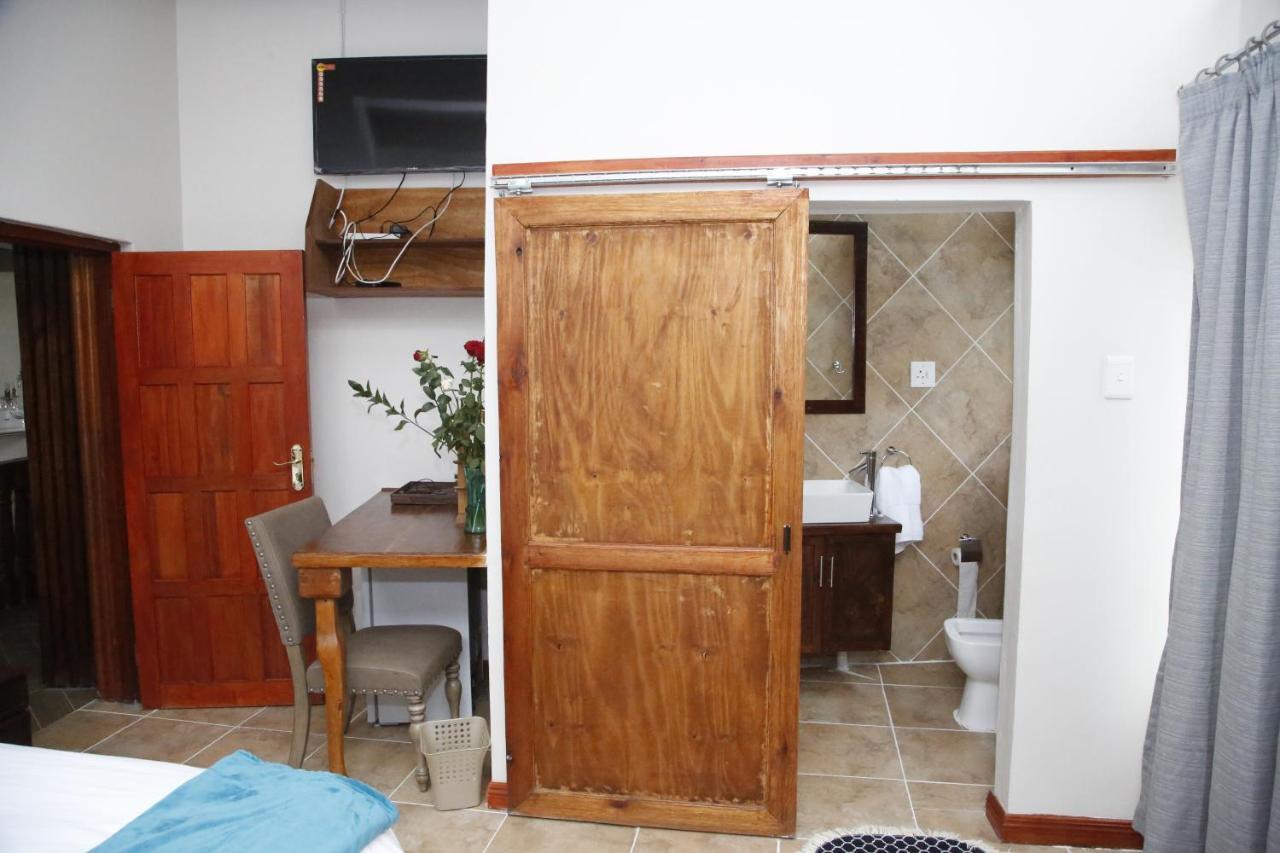 Travetel Or Tambo Airport Otel Kempton Park Dış mekan fotoğraf