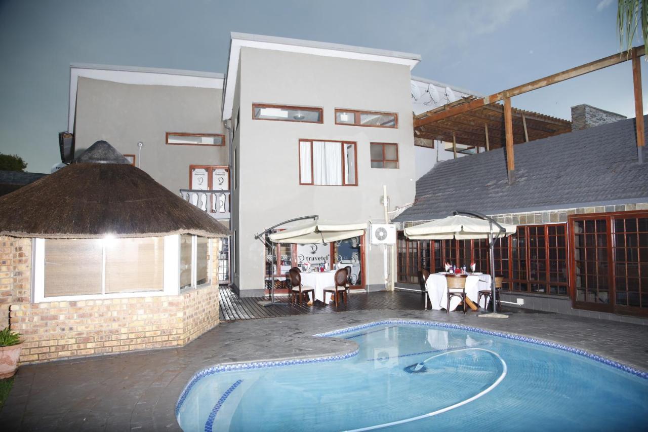 Travetel Or Tambo Airport Otel Kempton Park Dış mekan fotoğraf